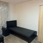 Laras Voll Ausgestattete Gartenwohnung Mit Wlan Und Tv Werne