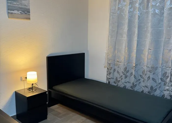 Laras Voll Ausgestattete Gartenwohnung Mit Wlan Und Tv *