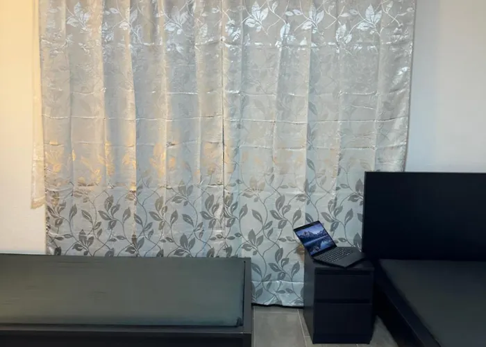 Laras Voll Ausgestattete Gartenwohnung Mit Wlan Und Tv *