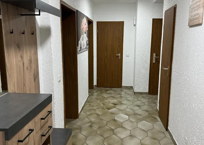 Appartement Laras Voll Ausgestattete Gartenwohnung Mit Wlan Und Tv Werne