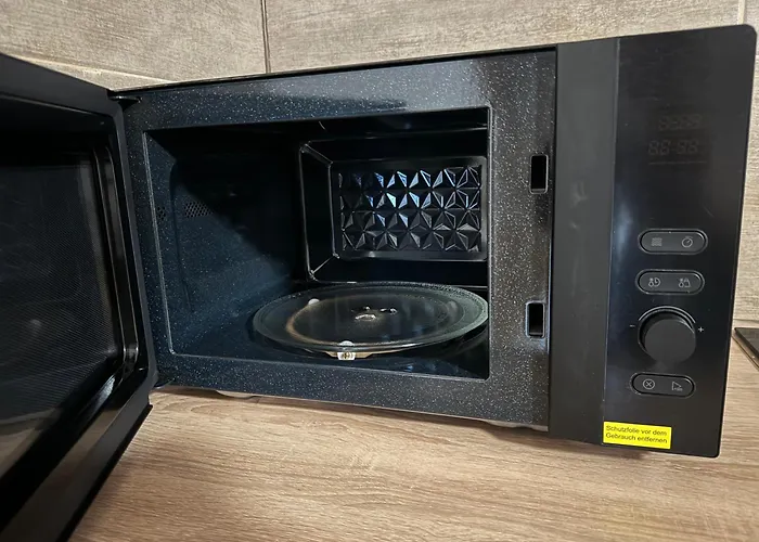 Laras Voll Ausgestattete Gartenwohnung Mit Wlan Und Tv شقة Werne